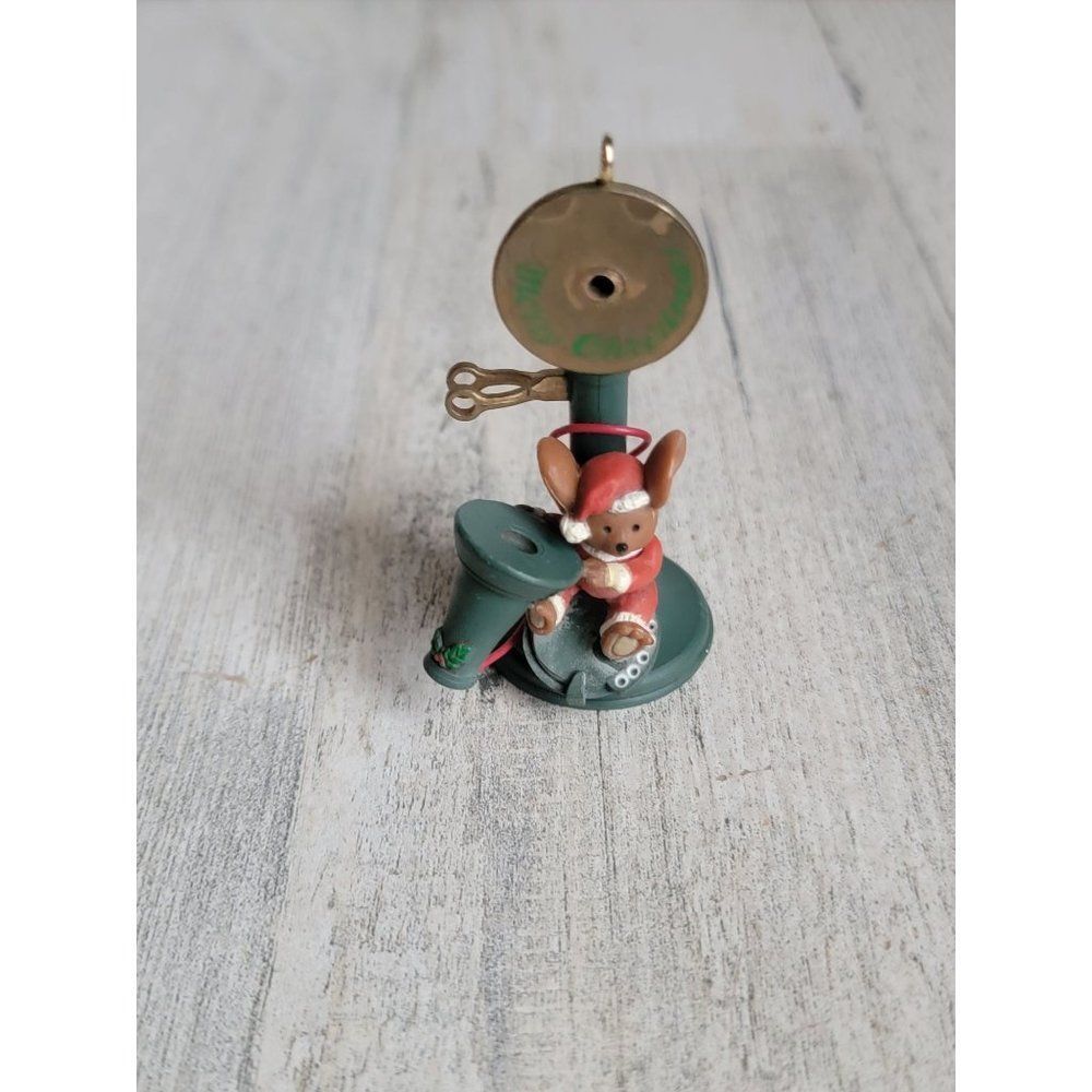 Enesco calling home at Christmas Mouse AS IS ornament Xmas vintage